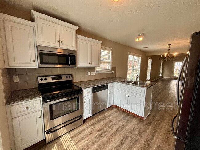 Building Photo - 1101 Grove Landing Ln