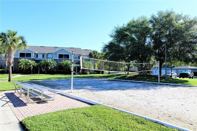 Building Photo - 8905 Manor Loop
