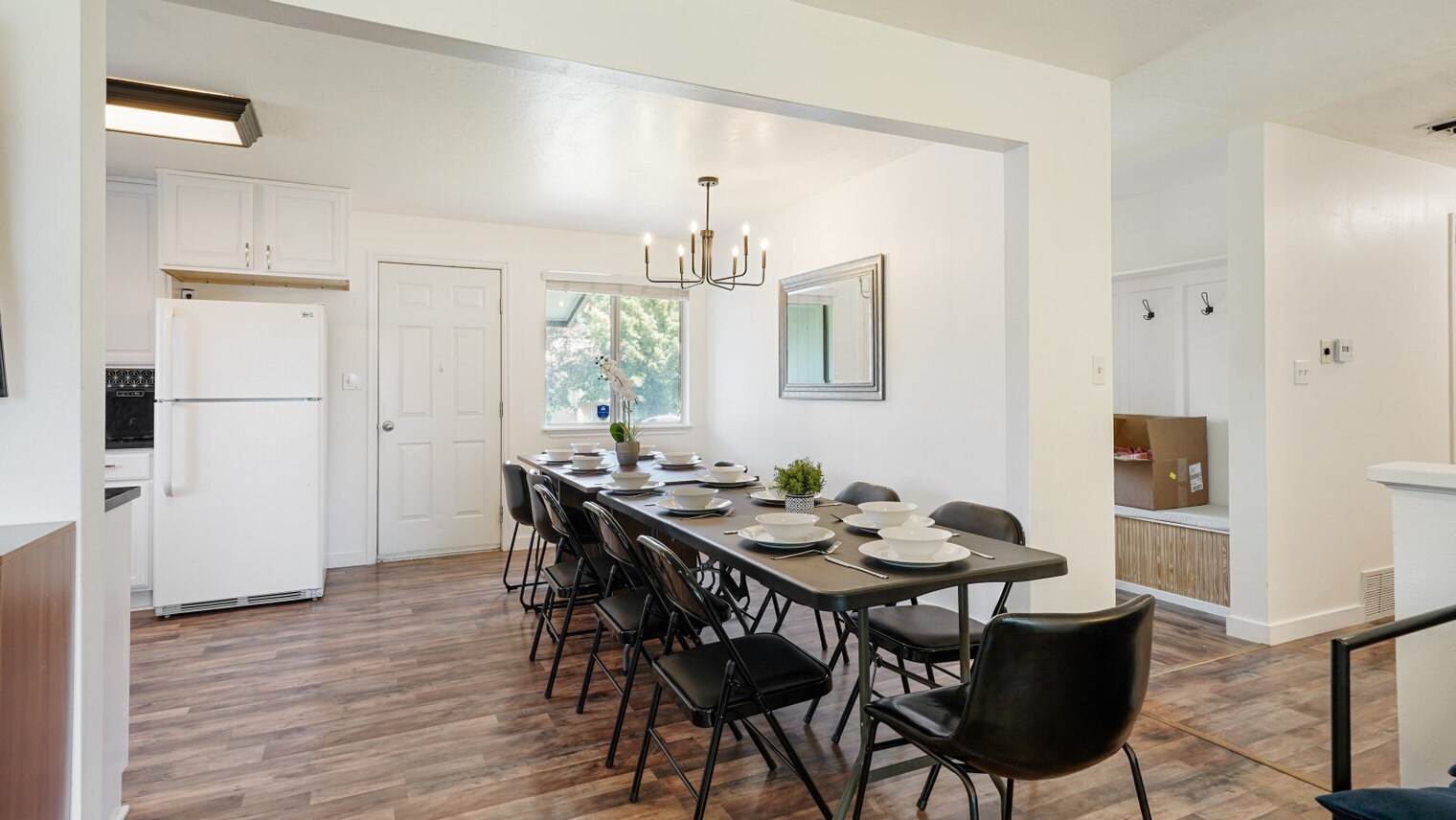 Building Photo - 423 W 1640 S