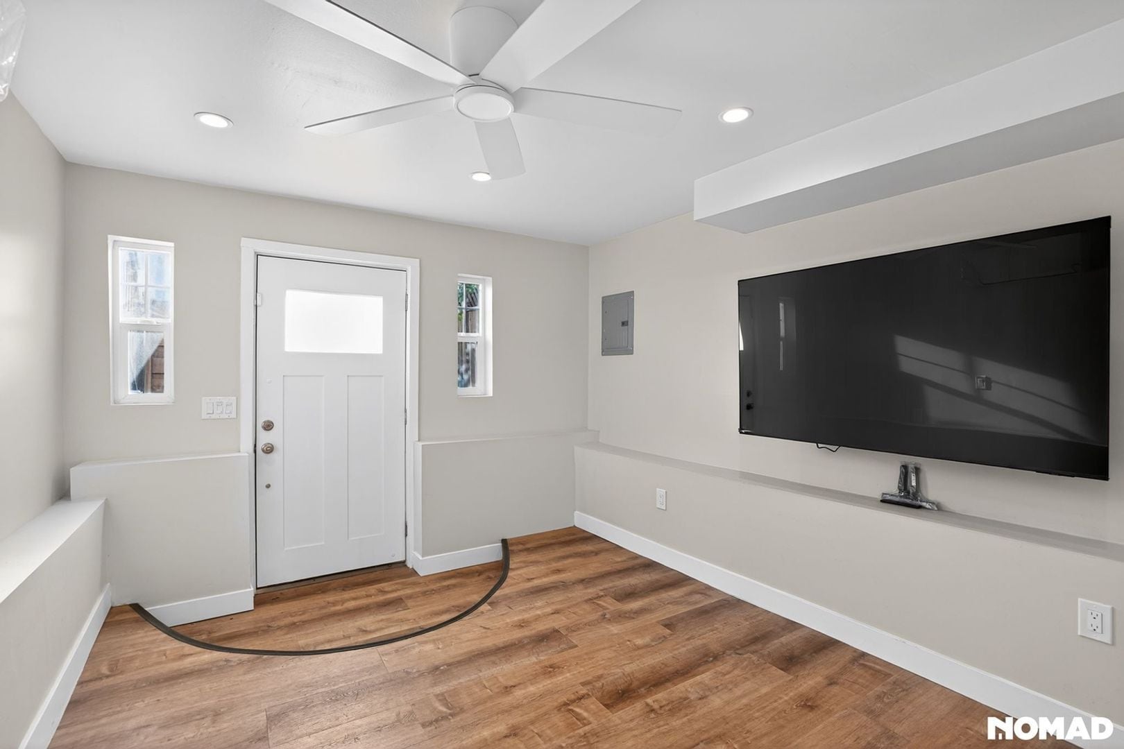 Building Photo - 857 McElroy St