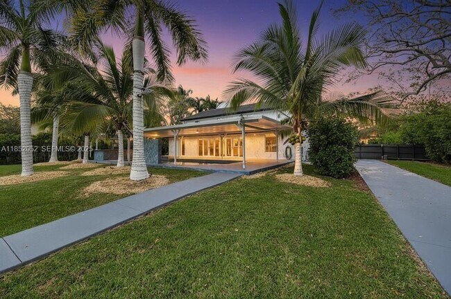 Building Photo - 7830 SW 120th St