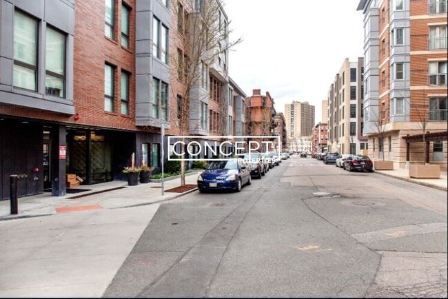 Building Photo - 9 Miner St