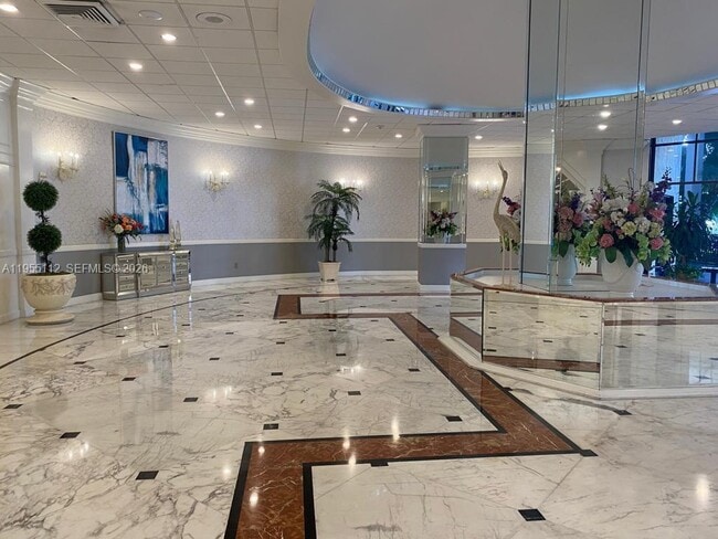 Building Photo - 3800 S Ocean Dr