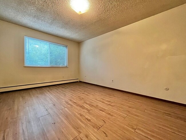 Building Photo - Dartmouth129 (KC-AM)