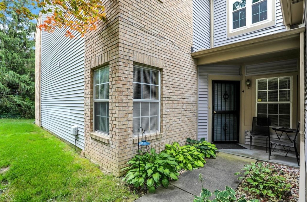Building Photo - 3701 Magenta Ln