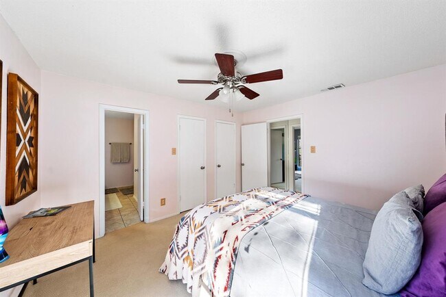 Building Photo - 3615 Jorge Dr