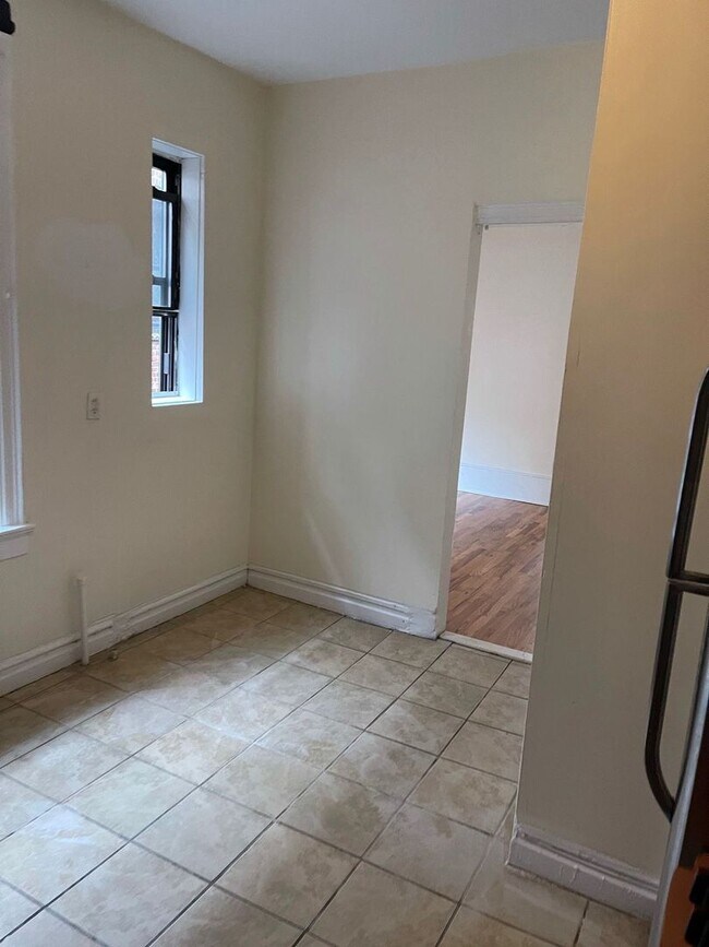 Interior Photo - Hummingbird Heights 319