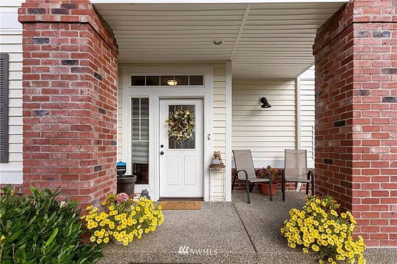 Building Photo - 1309 Koda Cir SE