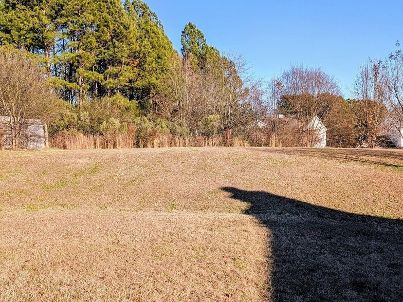 Building Photo - 4928 Silverdene St