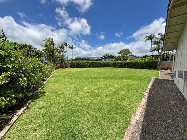 Building Photo - [4 Bed 2 Bath] Single Family Home with Large Backyard in Prime Aiea Location