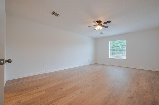 Building Photo - 10918 Linden Gate Dr