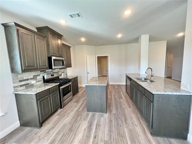 Building Photo - 2904 Diamondback Dr