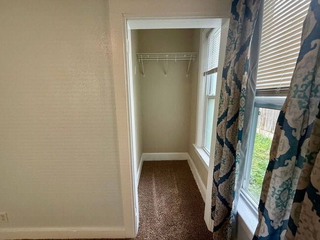 Building Photo - 3 Bed 2 Bath Single Family Home in Wausau - Deposit Special : half off deposit!