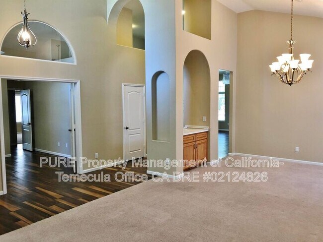 Building Photo - 31374 Corte Tunas