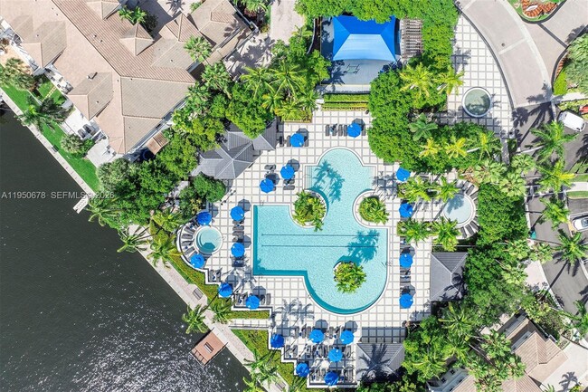 Building Photo - 21301 NE 38th Ave