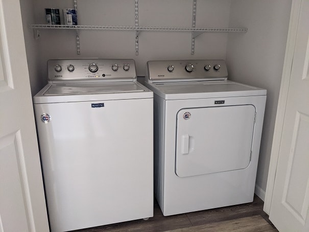 Building Photo - 627 9th Pl