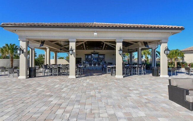 Building Photo - 17520 Gawthrop Dr