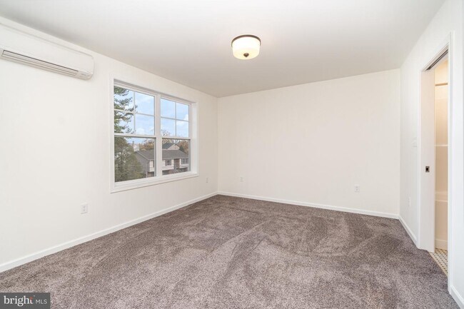 Building Photo - 1134 Franklin St