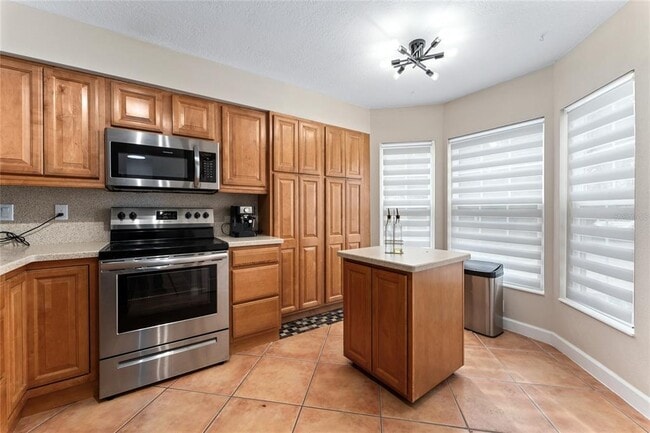 Building Photo - 4467 Brook Hollow Cir