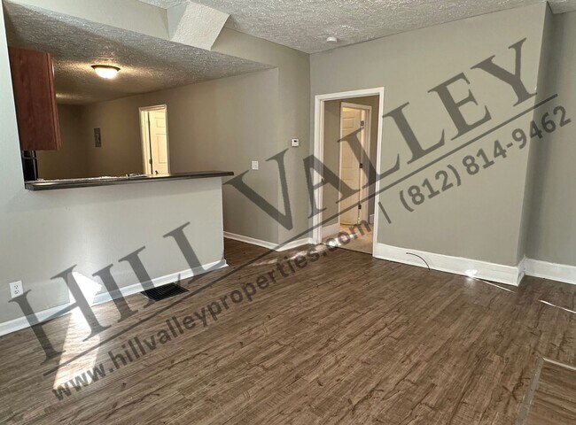 Building Photo - 1121 S 7th St