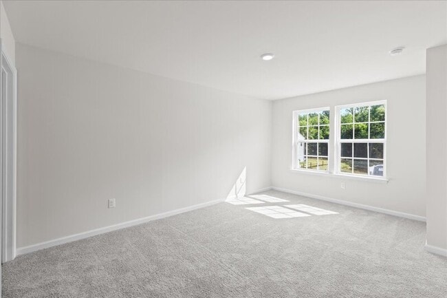Building Photo - 15 Whaler Dr