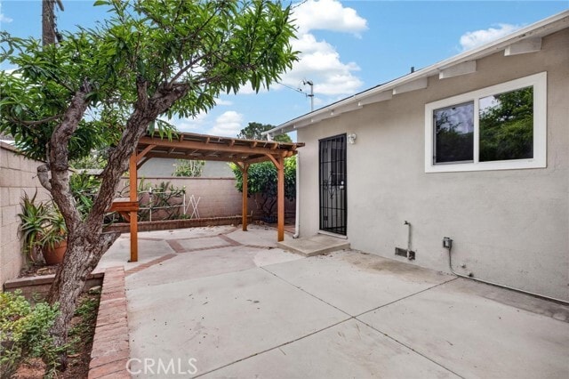 Building Photo - 13808 S Catalina Ave