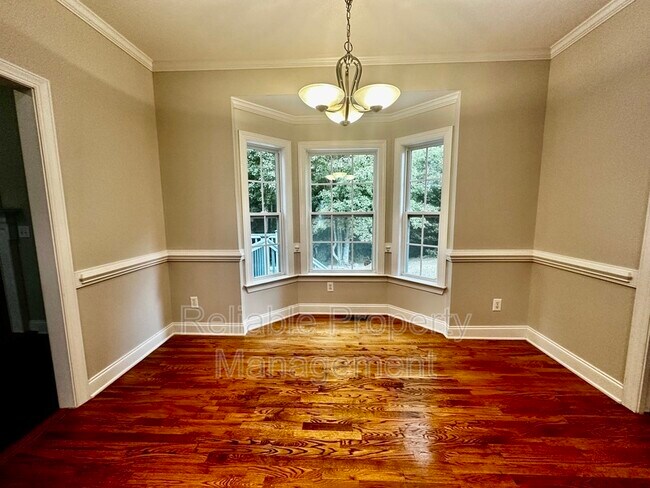 Building Photo - 190 Finley Ct