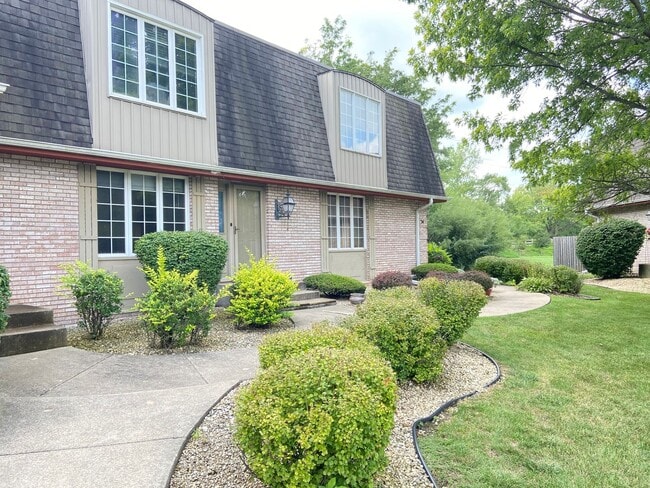 Building Photo - 2 Bedroom Condo In Schererville