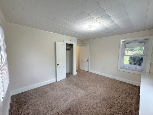 Building Photo - Statesville West - 2BR/1BA