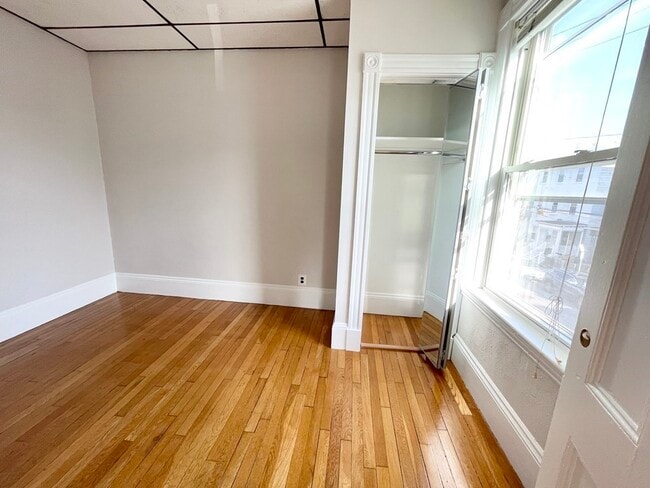 Building Photo - 26-28 Harbor View St