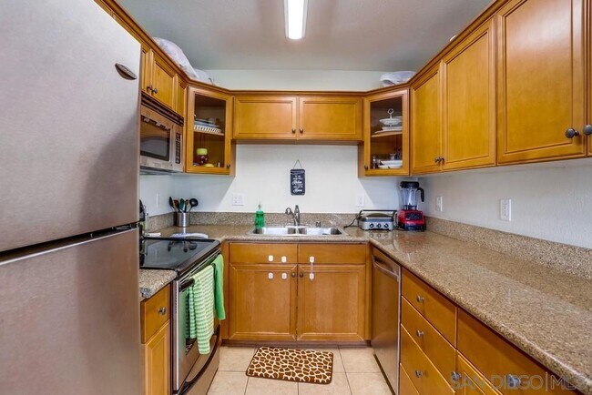 Building Photo - 6602 Beadnell Way