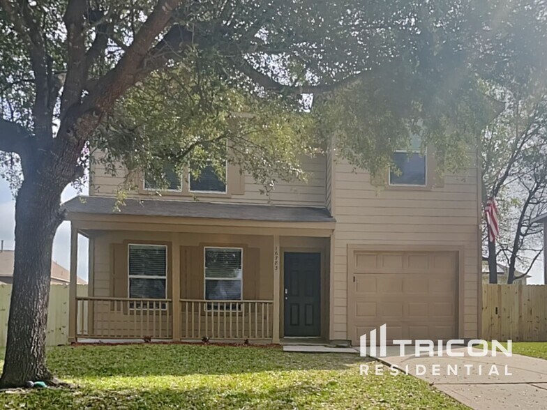 Building Photo - 16783 Fallen Timbers Dr