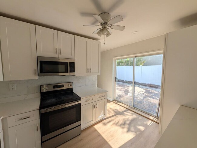 Building Photo - Charming Remodeled 3BD/1BA + Bonus Room | Fenced Yard | Pet Friendly