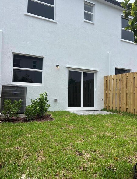 Building Photo - 17932 SW 357th St