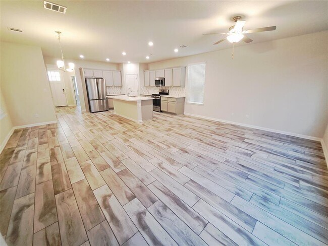 Building Photo - 309 Toddy Wy