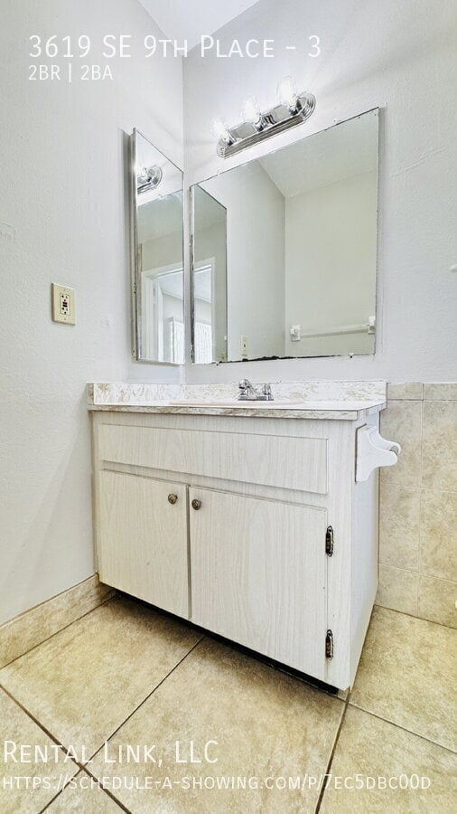 Building Photo - 3619 SE 9th Pl