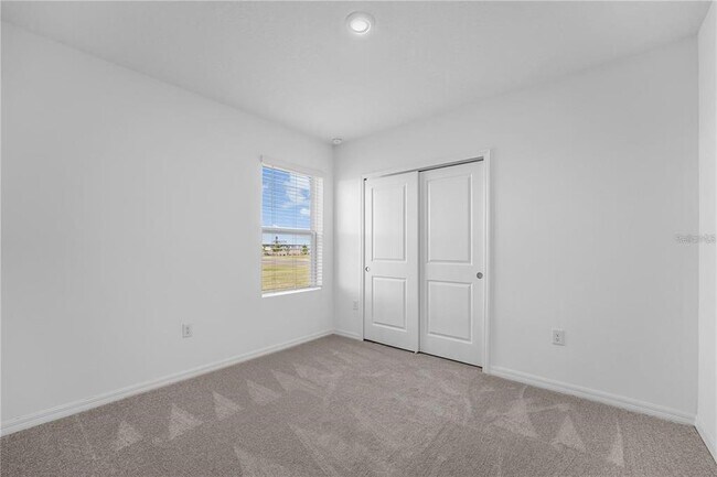 Building Photo - 4560 Ranunculus St