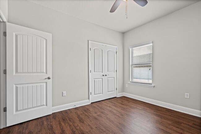 Building Photo - 31399 Spoonbill Rd