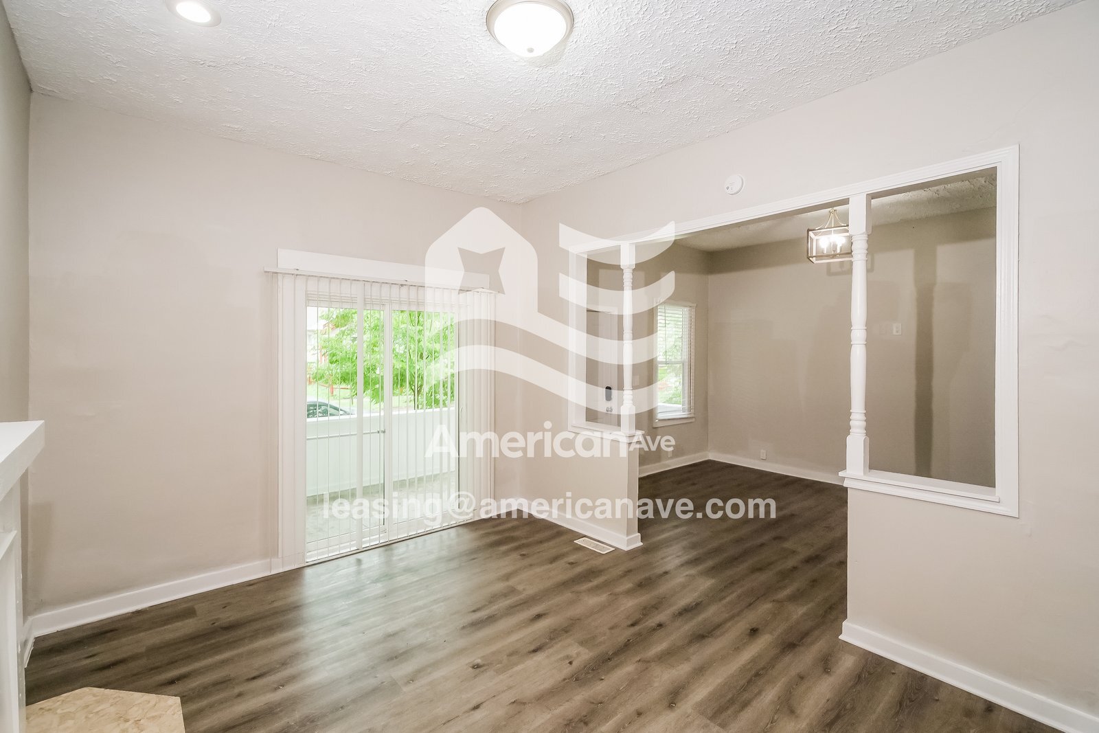 Building Photo - 520 N Gladstone Ave