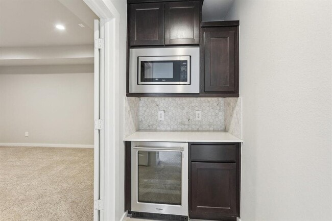 Building Photo - 29211 Pikes Peak Dr