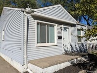 Building Photo - 22843 Heussner Ave