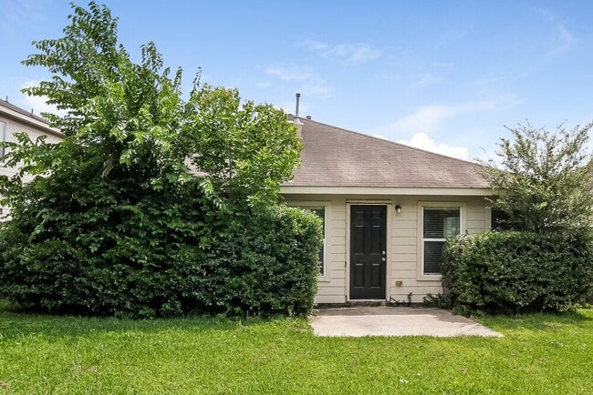 Building Photo - 11303 Northam Dr