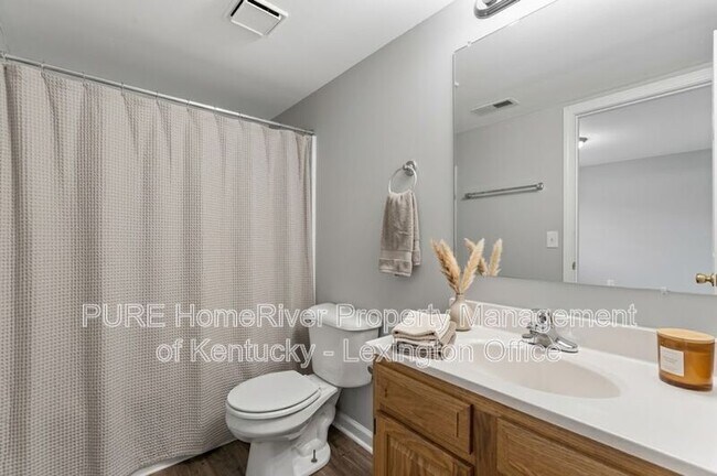Building Photo - 1053 Merrick Dr