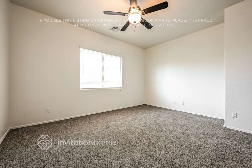Building Photo - 16823 W Ocotillo St