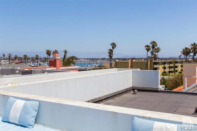 Building Photo - 3302 Ocean Dr