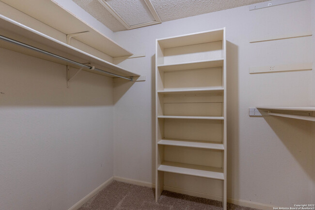 Building Photo - 14110 Vistawood-