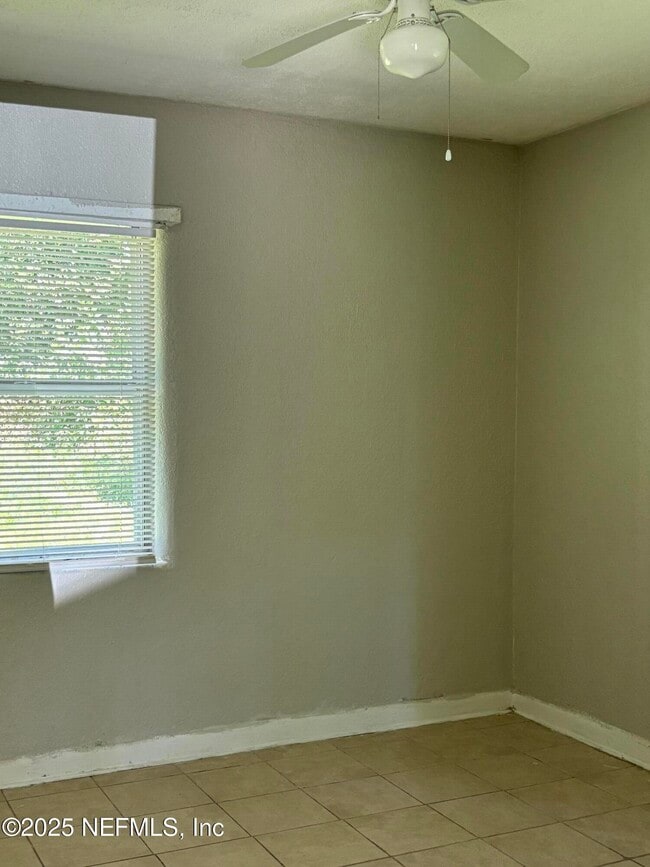 Building Photo - 5149 107th St