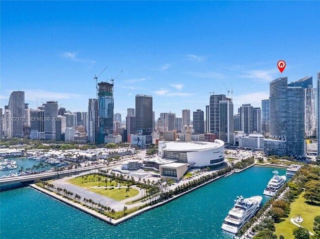 Building Photo - 888 Biscayne Blvd