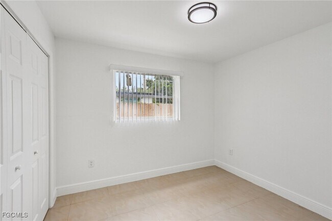 Building Photo - 89 Cabana Ave