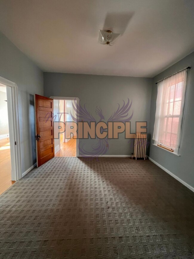 Building Photo - 805-807 W Galena St